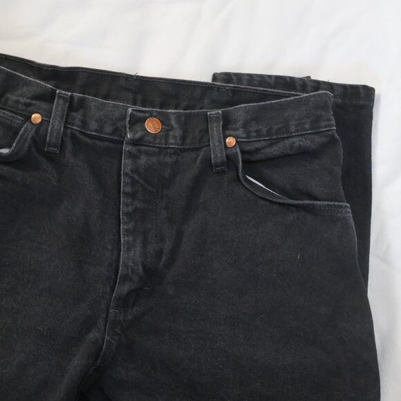 Vintage Black Wrangler Jeans - Picture 6 of 11